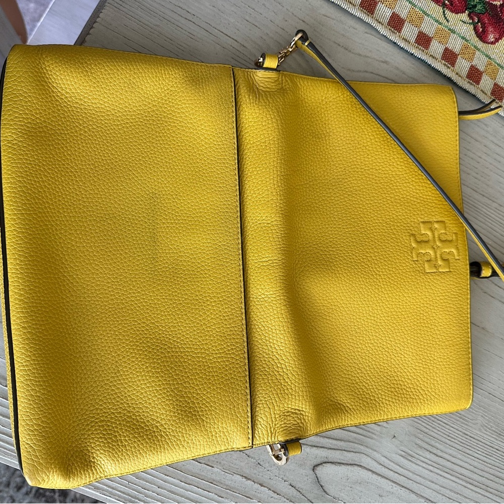 Tory Burch Mustard Leather Crossbody Bag - Picture 3 of 7